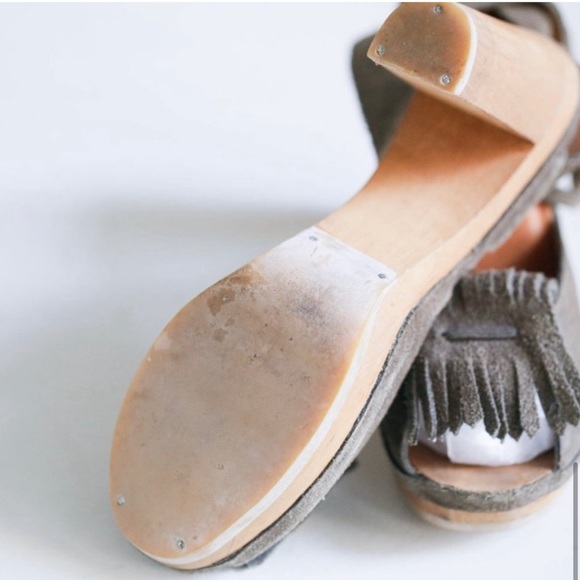 A Détacher Moss Grey Suede High Heel Clogs - 7 - Picture 4 of 6